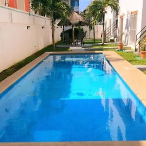 Departamento Vesuvio , Playa del Carmen Mexico
